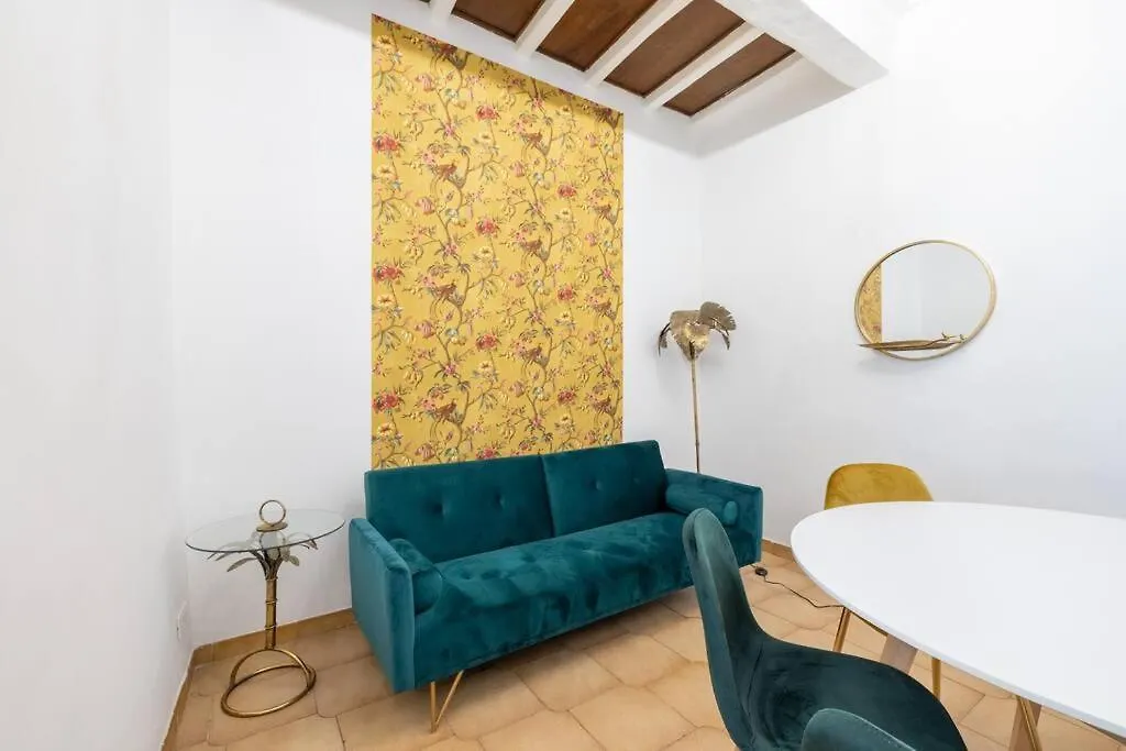 Maison Pellegrino Roma Italia