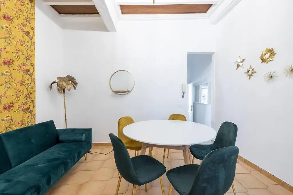 Apartment Maison Pellegrino Rome